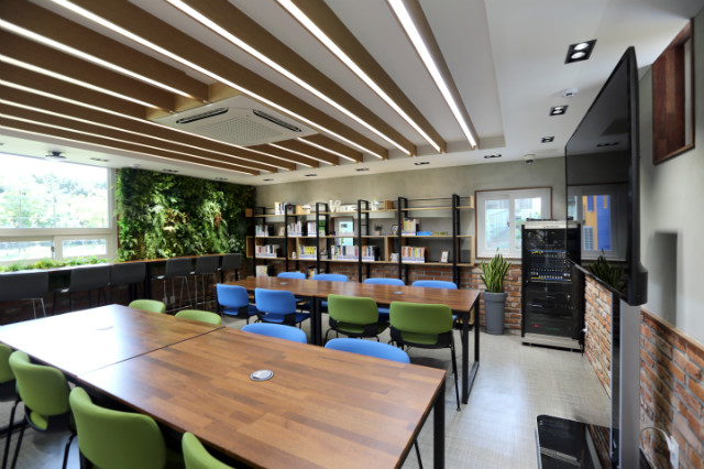 Station G 내부_03.jpg